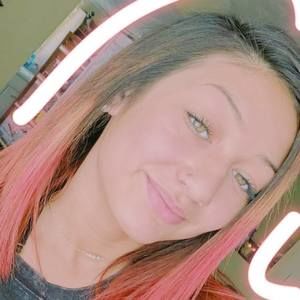 Meet your Posher, Eva